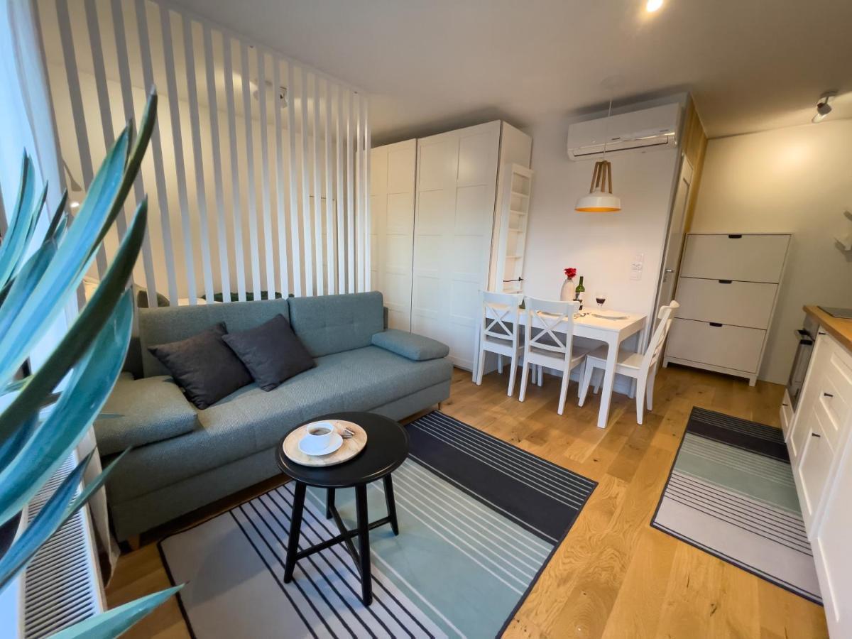 Urban Apartments Studio No 4A, Free Private Parking, Self Check-In Chorzów Extérieur photo